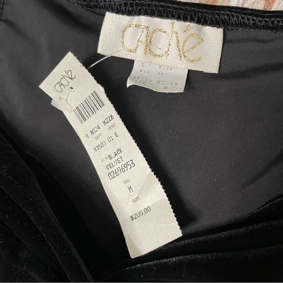 Cache’ vintage velvet twisted front gown - Picture 4 of 6